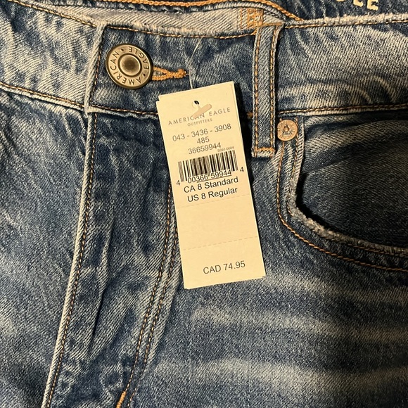 BNWT American Eagle Tom Girl Jeans - Picture 5 of 6